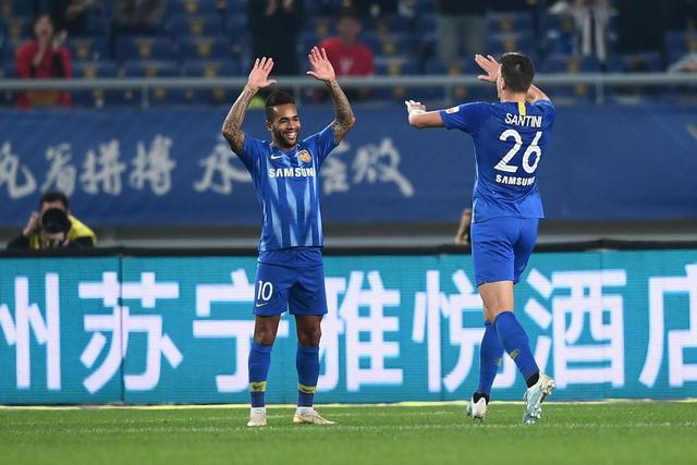 第22分钟奥亚萨瓦尔主罚点球命中 西班牙1-0领先法国